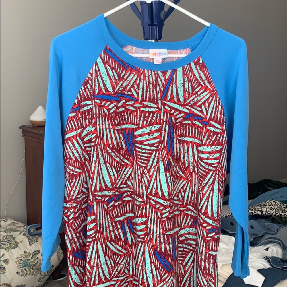 Lularoe 3/4 length sleeve shirt